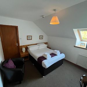 Family Room Adjoining Rooms